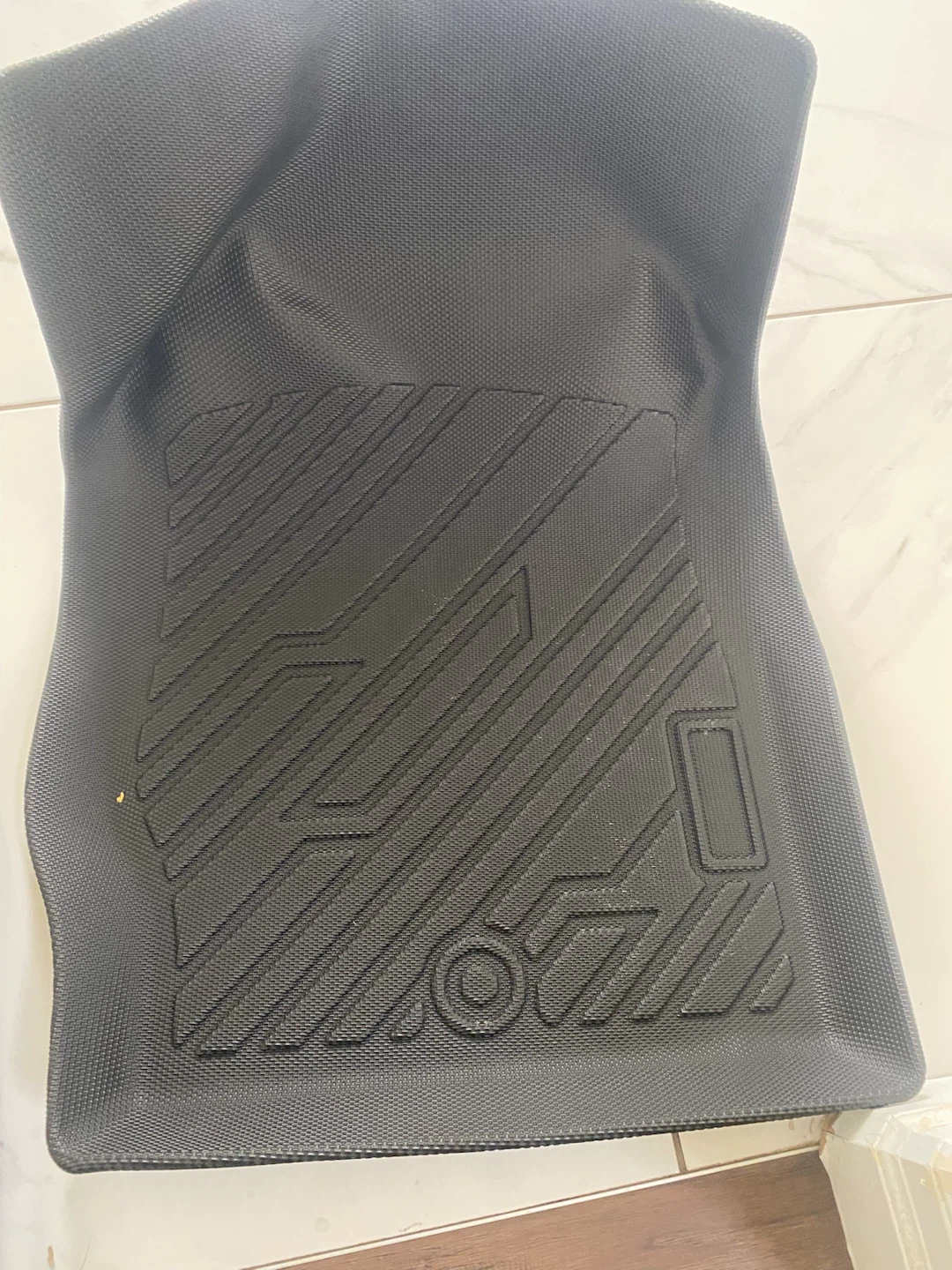 Floor mat fit explorer - photo 2
