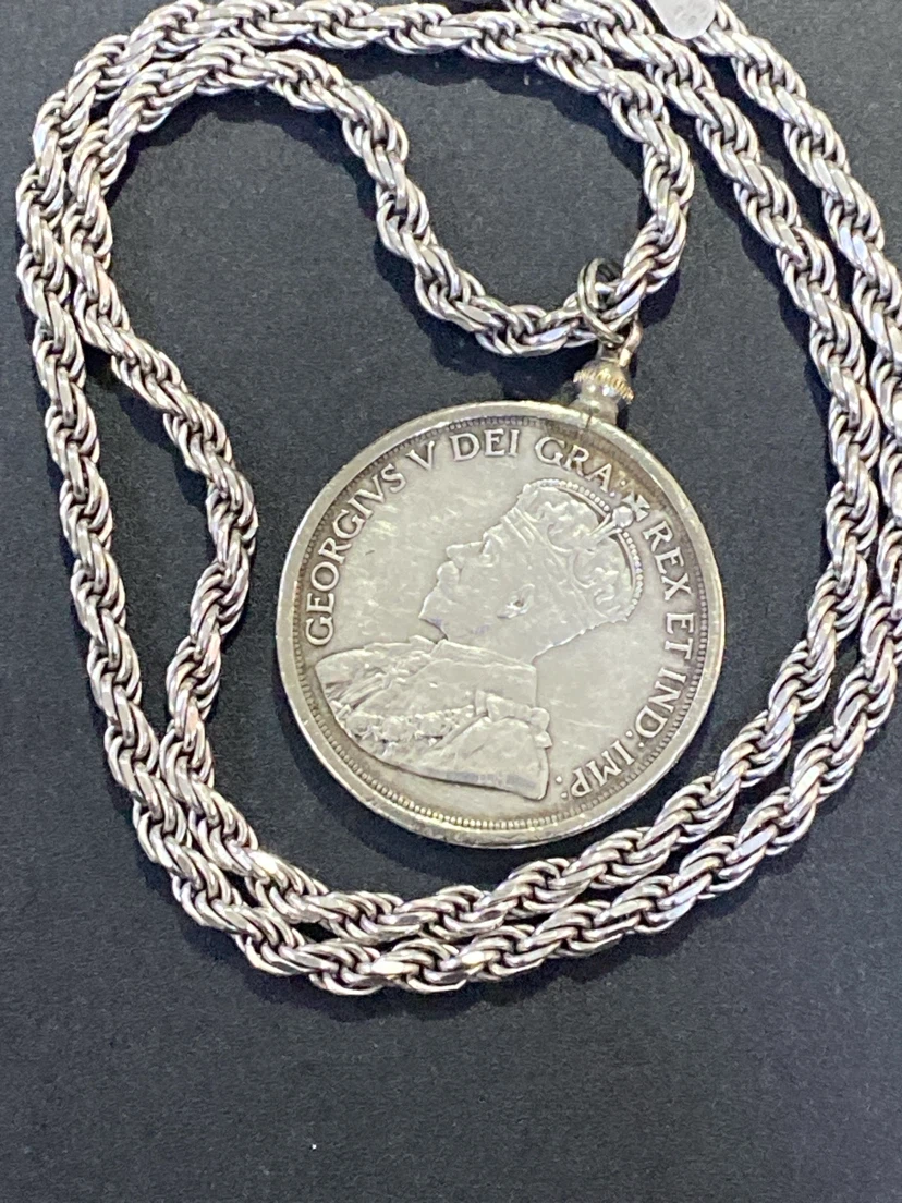 1936 Canada Dollar Coin Pendant with Sterling Silver Chain - photo 2
