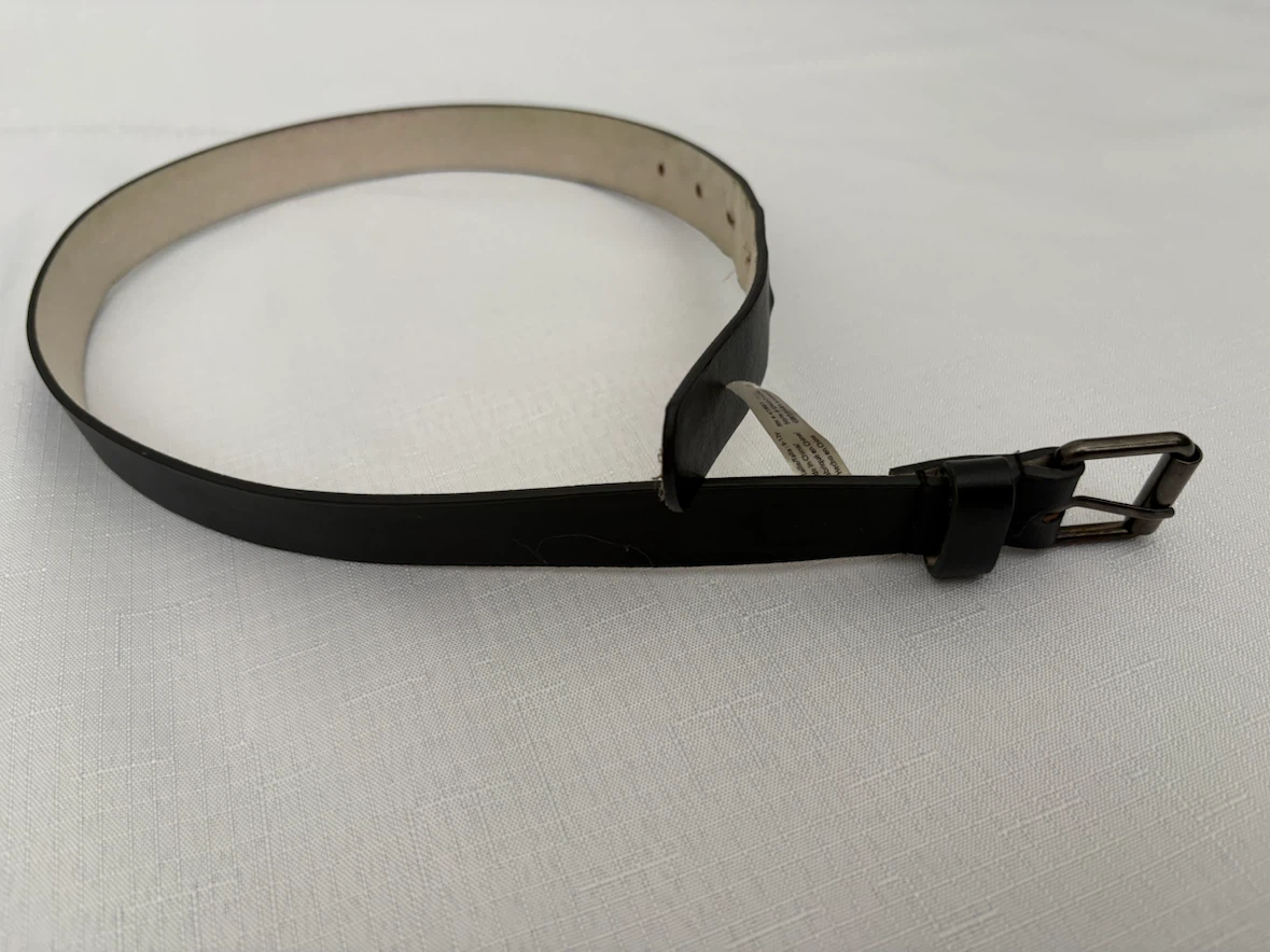 OshKosh B'gosh Black Belt - Size 9-12y