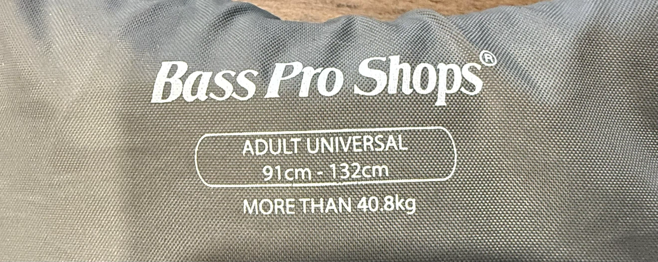 Bass Pro Shops Adult Universal Life Jacket – Excellent Condition - photo 2