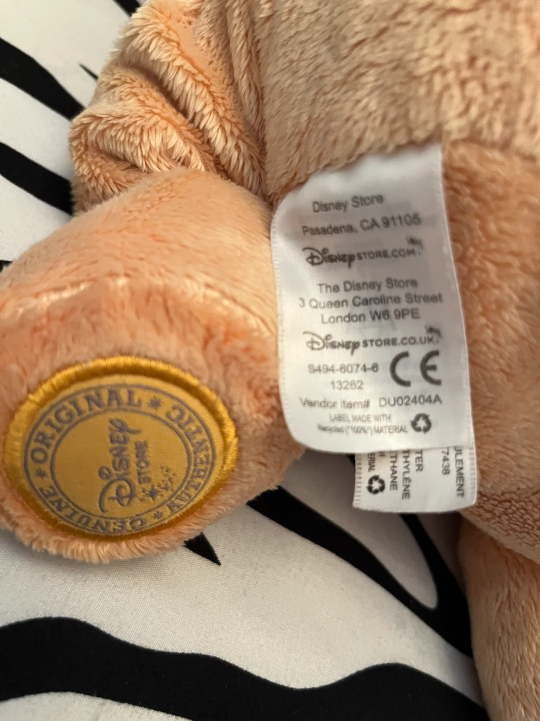 ♥️🐝 Disney Store exclusive Winnie the Pooh 🐝♥️ - photo 4