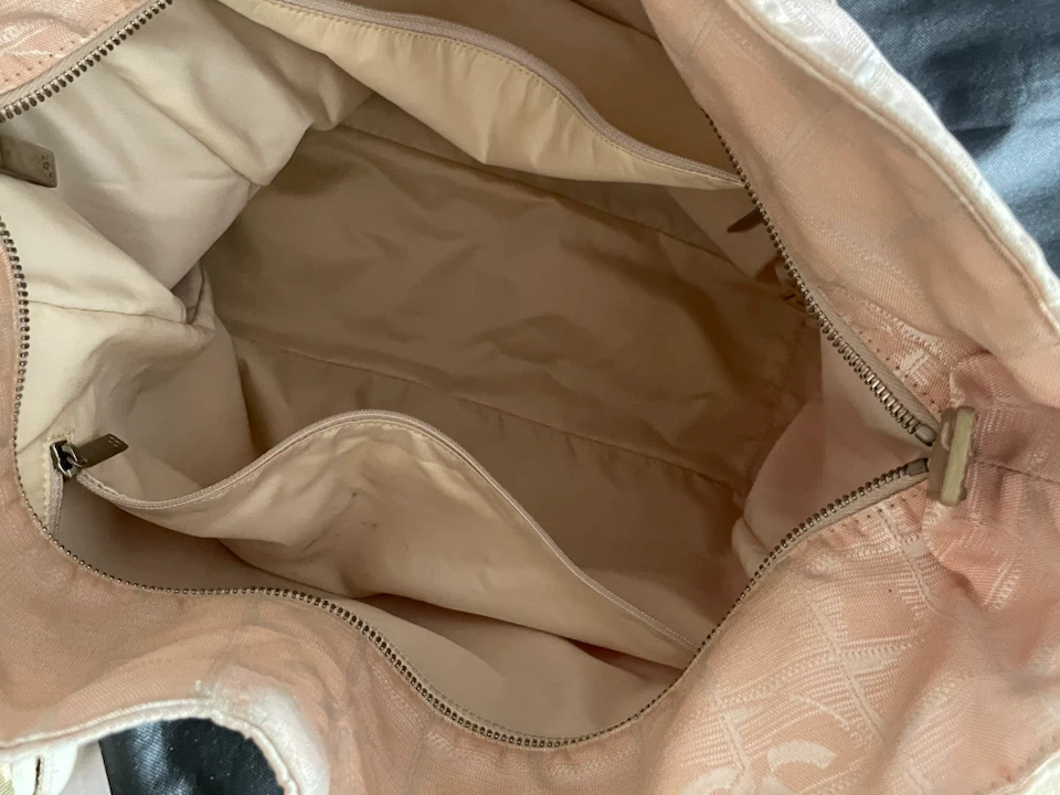 Chanel Pink/Nude Travel Canvas Tote Bag - photo 2