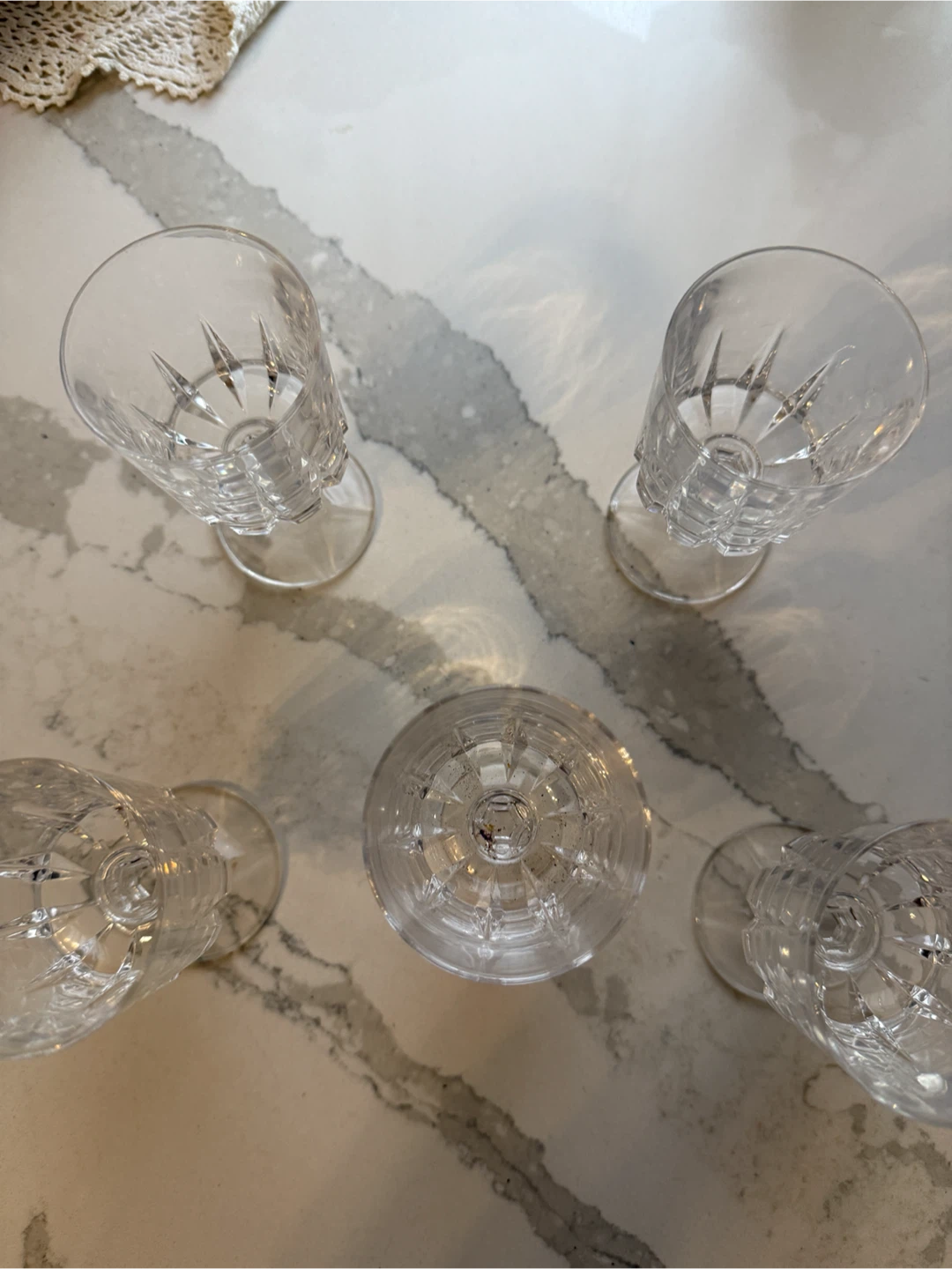 Set of 5 clear cut crystal wine glasses - photo 3