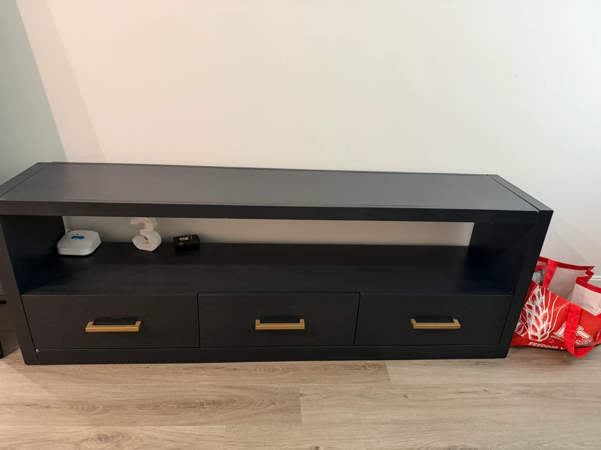 Zechariah Stylish Storage TV Stand