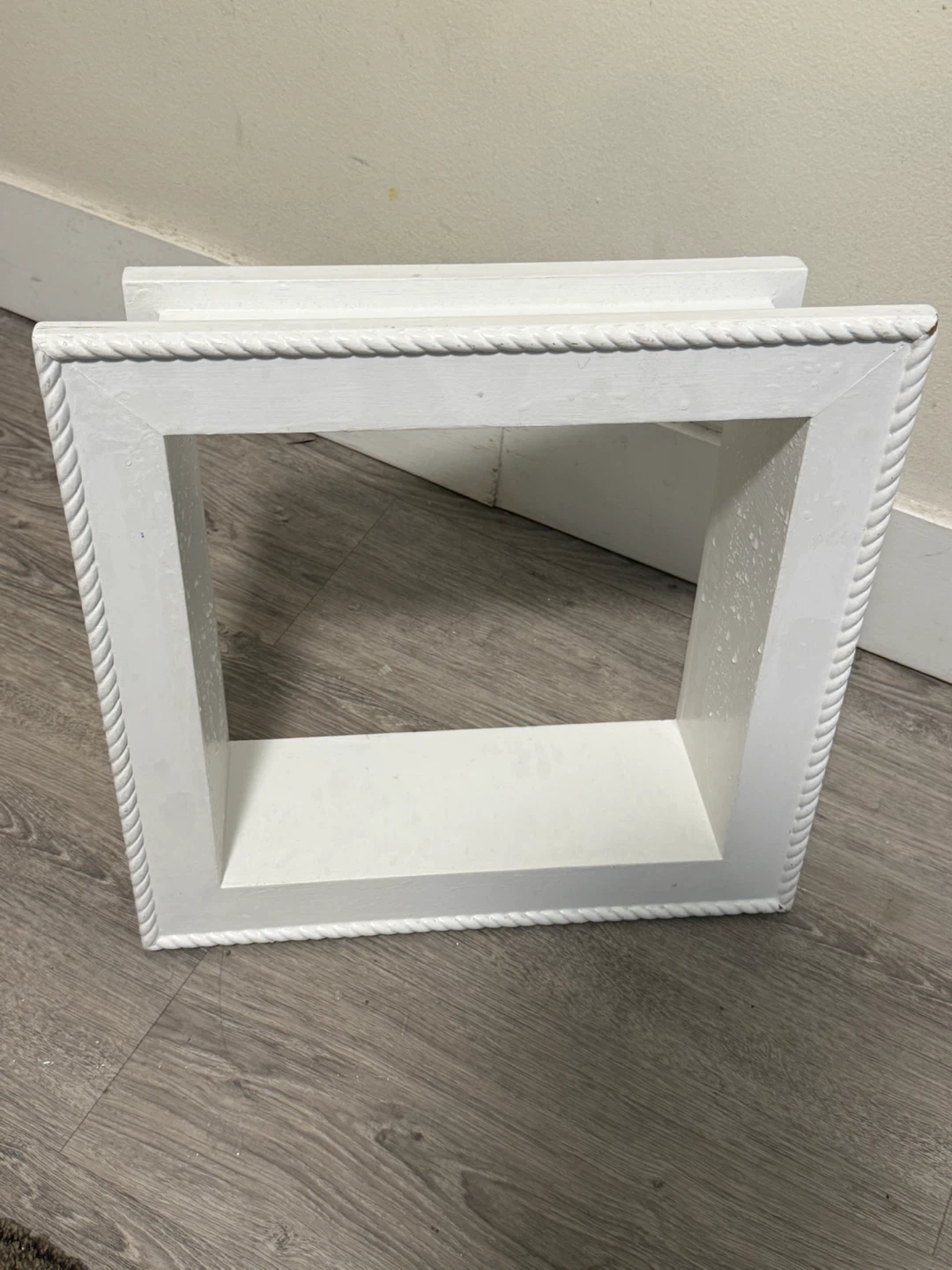 White Square Display Shelf - photo 3