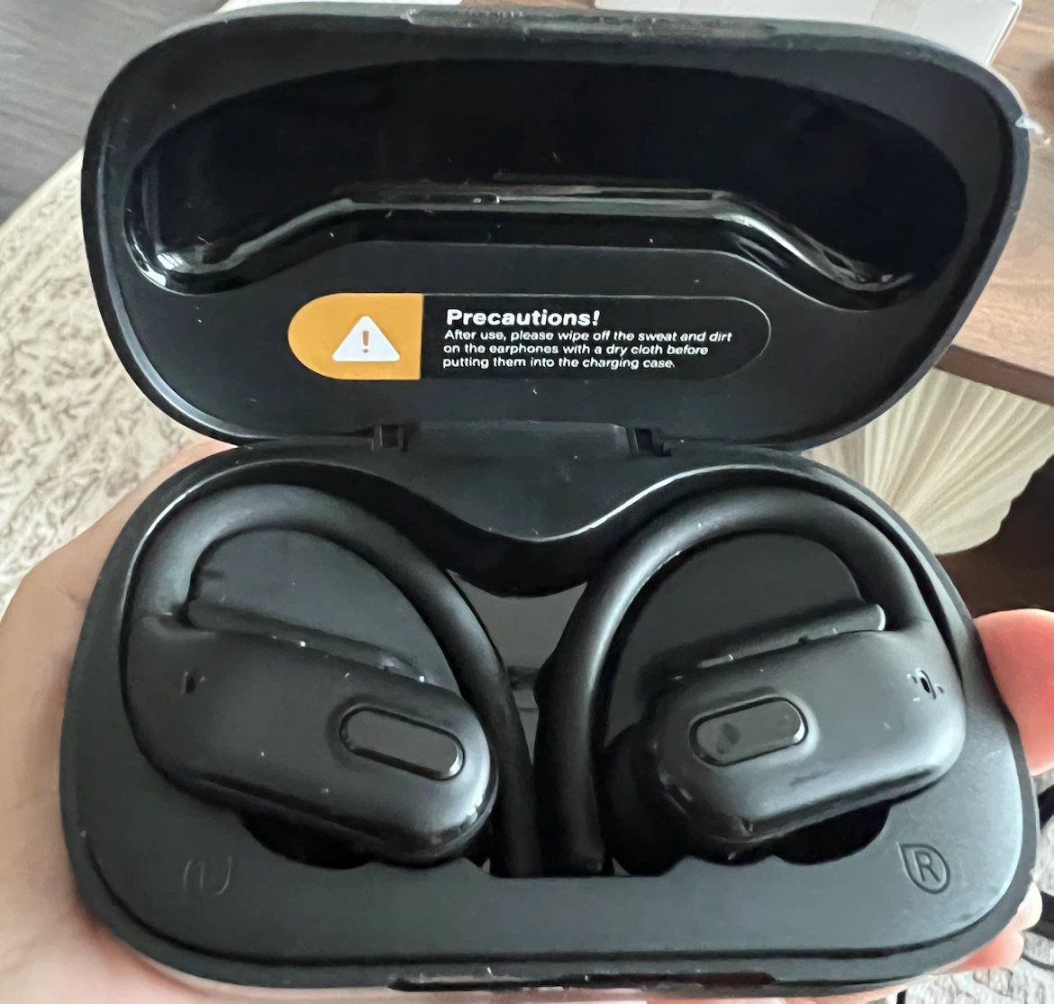 PLAYOUNG Sport Wireless Earbuds Model A7 - photo 2