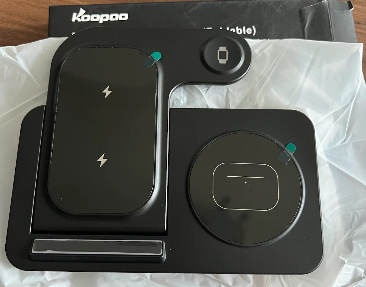 Koopao 3-in-1 Foldable Wireless Charger - photo 2