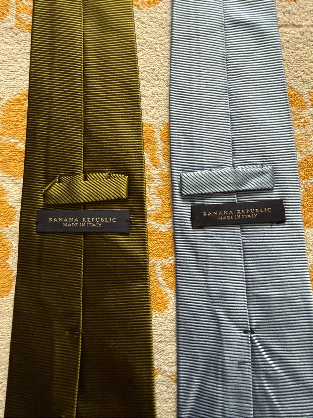 Bundle of 9 Men's Ties - J.A. Bank, Nautica, Banana Republic - photo 4