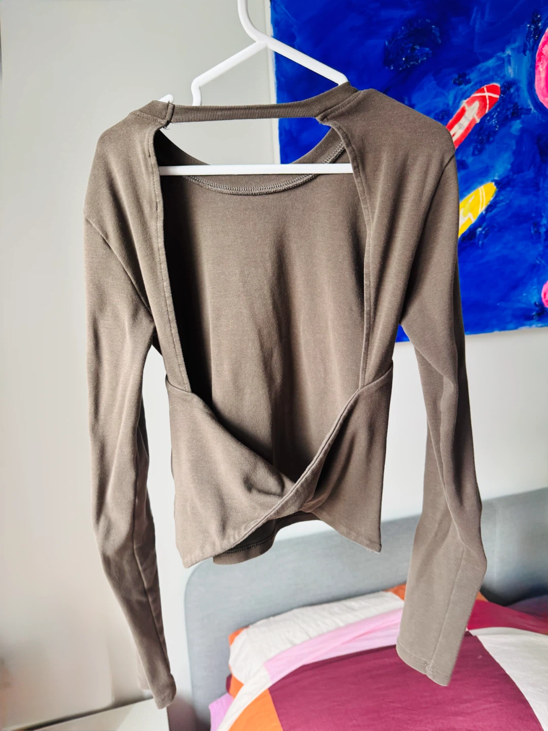 Aritzia Long Sleeve Twist Back Top