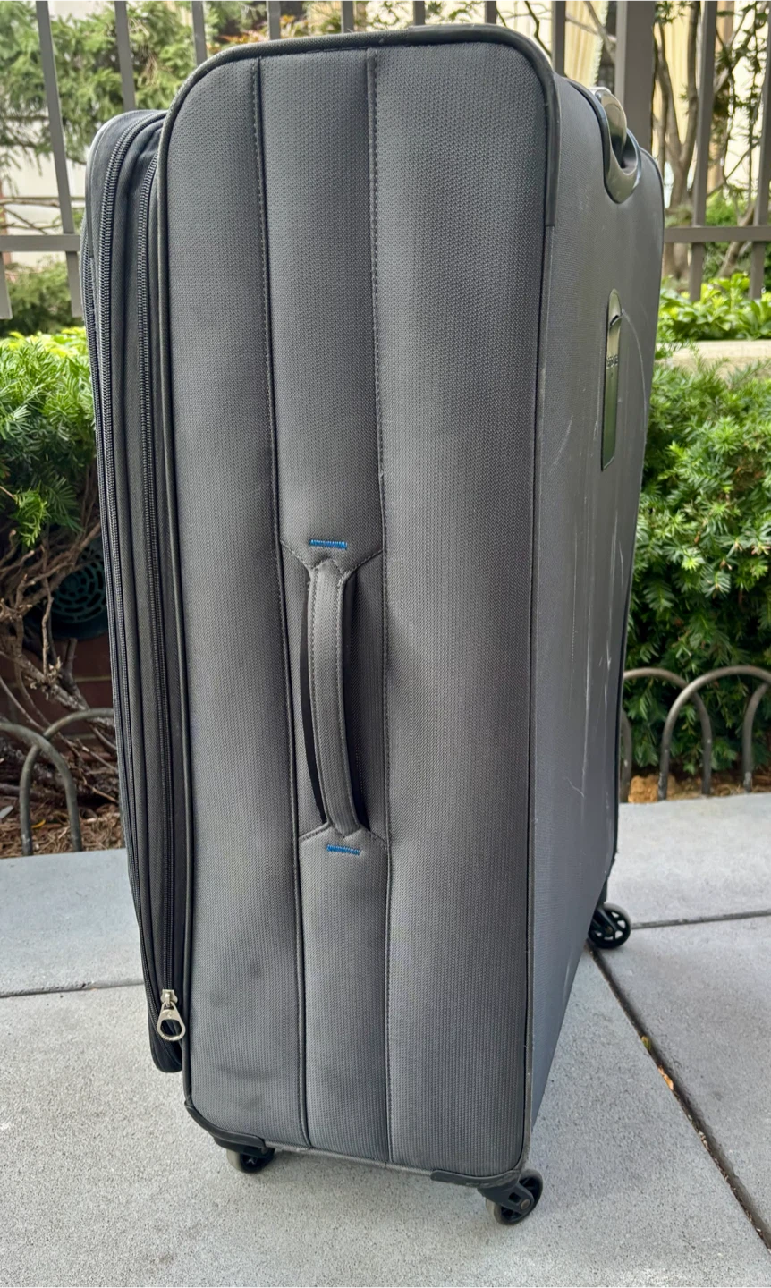 Samsonite Rolling  Expandable Suitcase - photo 4