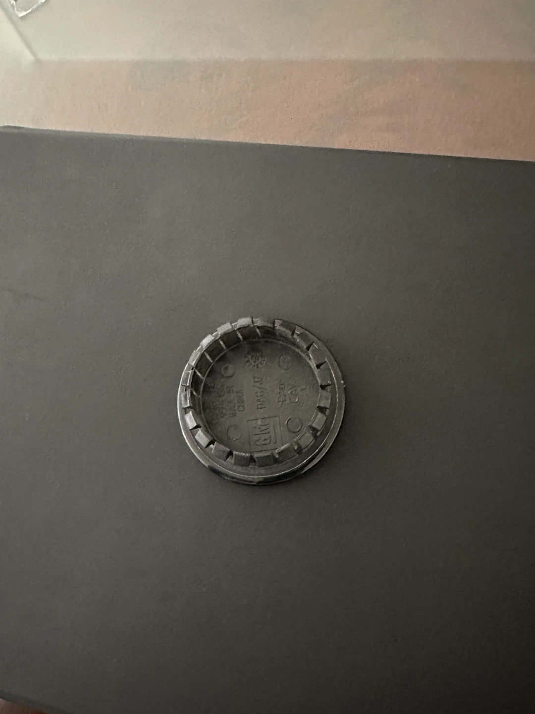 4 59mm Chevy Trax Centre Caps For Sale - photo 3