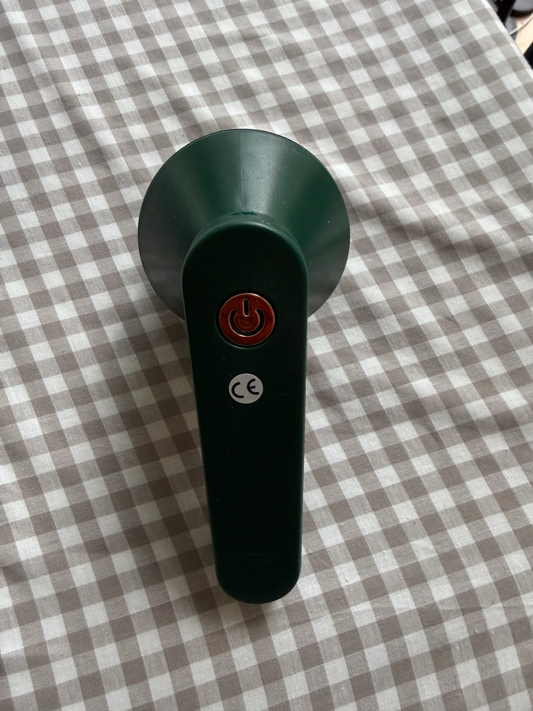 USB Rechargeable Fabric Shaver – Lint & Fuzz Remover (New) - photo 2