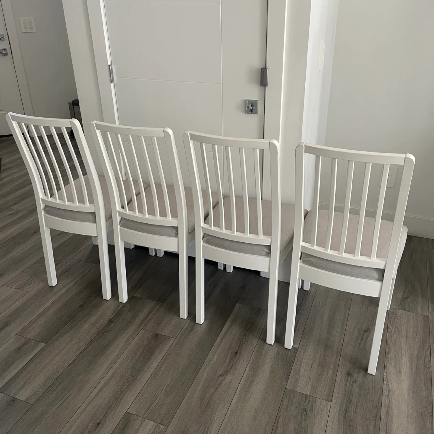 Four Dining Chairs - photo 5