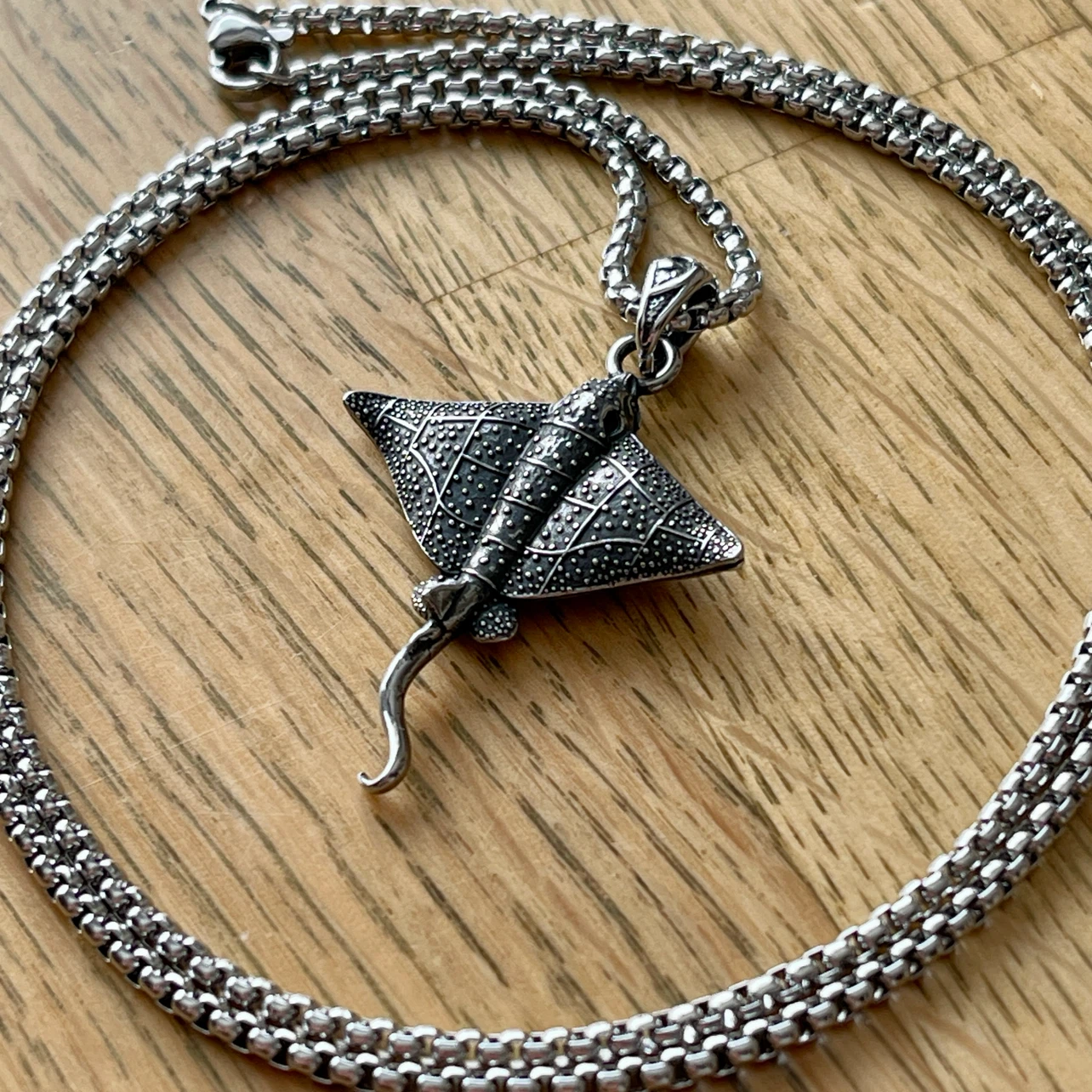 Stingray stainless steel necklace - photo 2