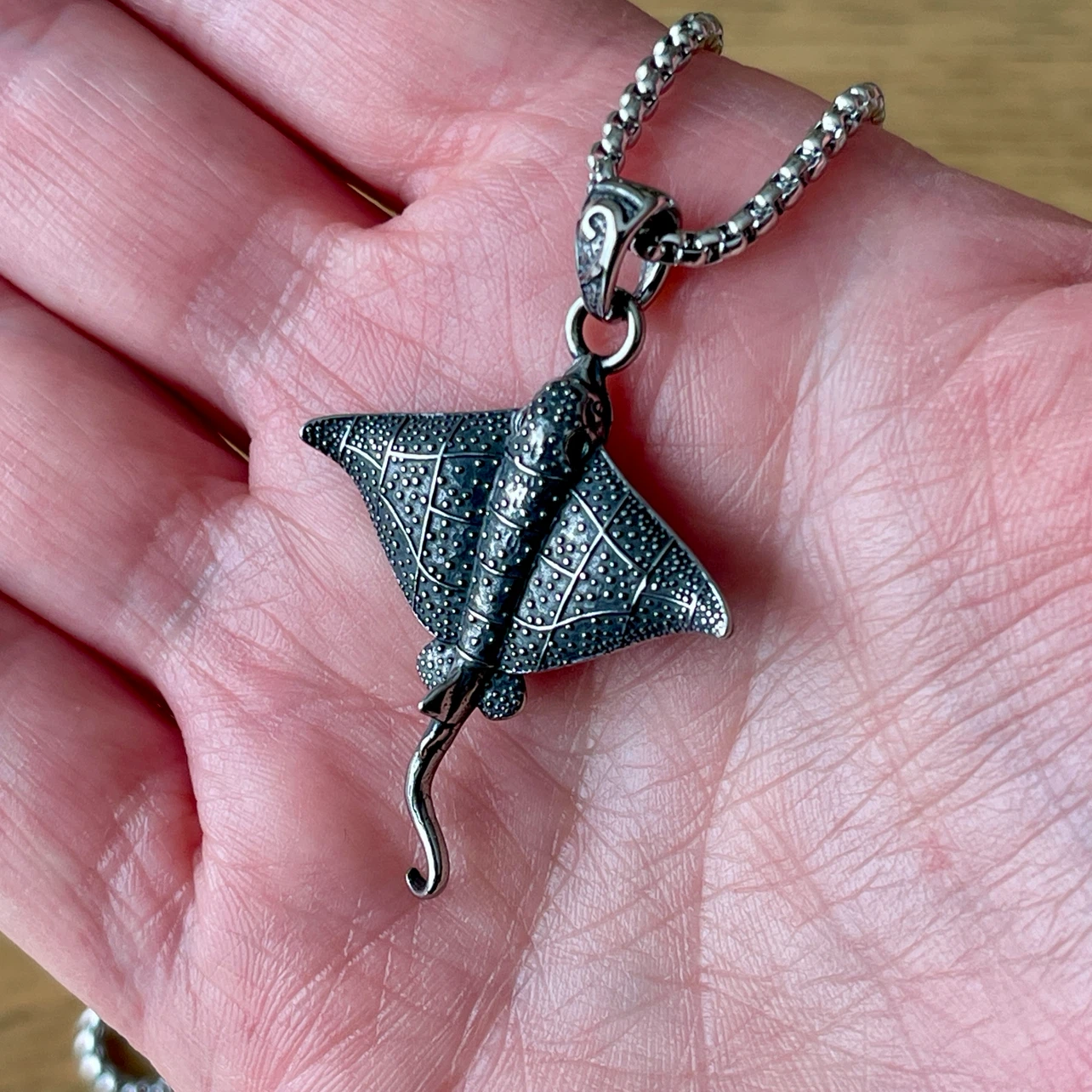 Stingray stainless steel necklace - photo 4