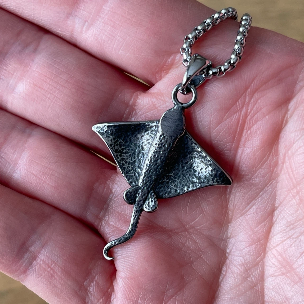 Stingray stainless steel necklace - photo 5