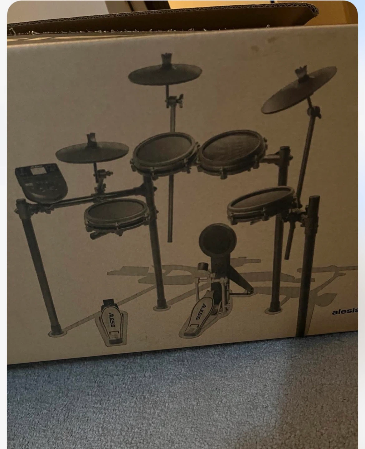 Alesis Nitro Mesh Kit Eight-Piece Electronic Drum Kit