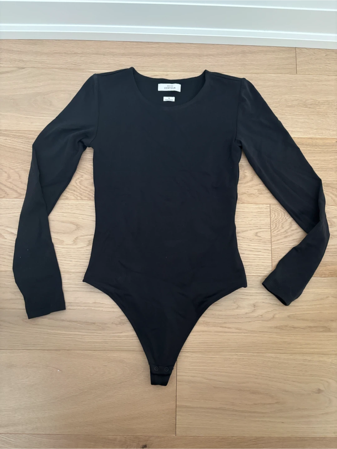 Aritzia Bodysuit - Black Babaton Contour