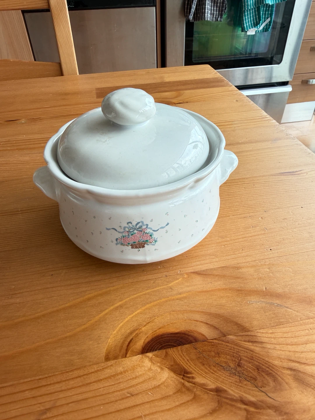 Ceramic Casserole Dish with Lid