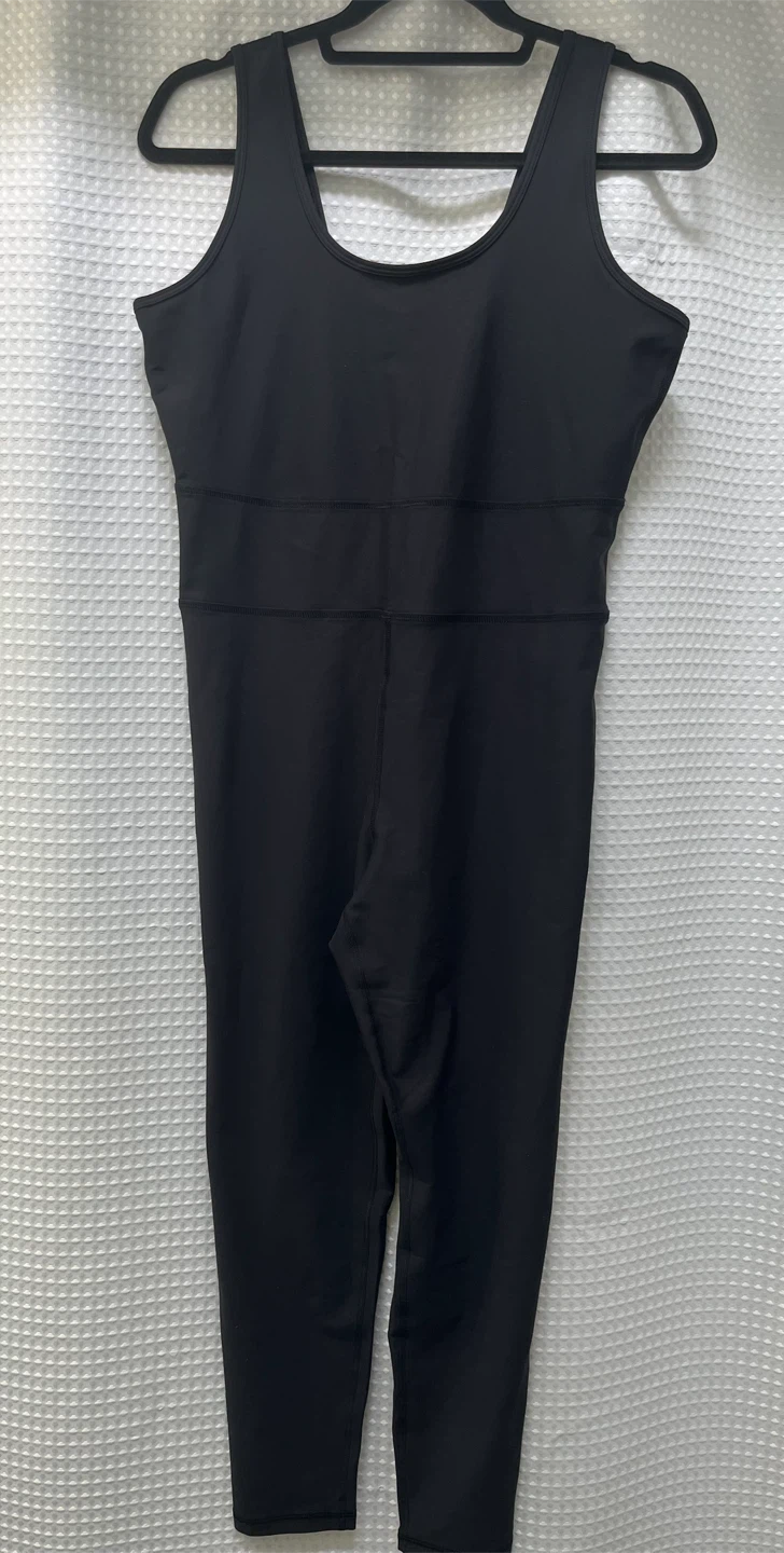 Old Navy PowerSoft Go-Dry Bodysuits - Size L