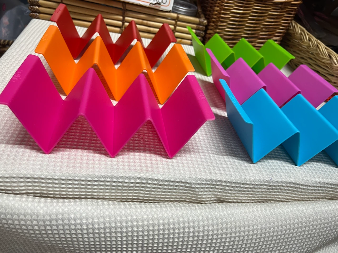 New Taco Holders (6 pcs) - photo 2
