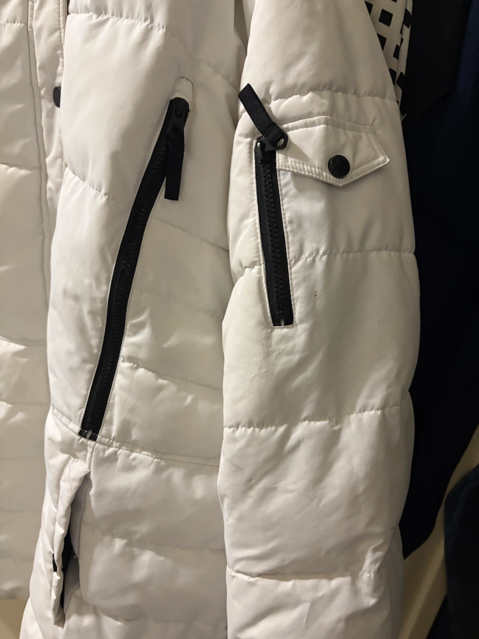 White Puffer Jacket - photo 2