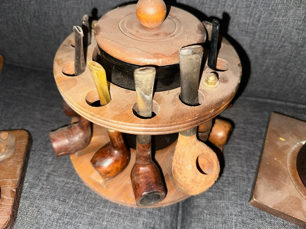24 Old Pipes with Holders and Humidors - photo 5