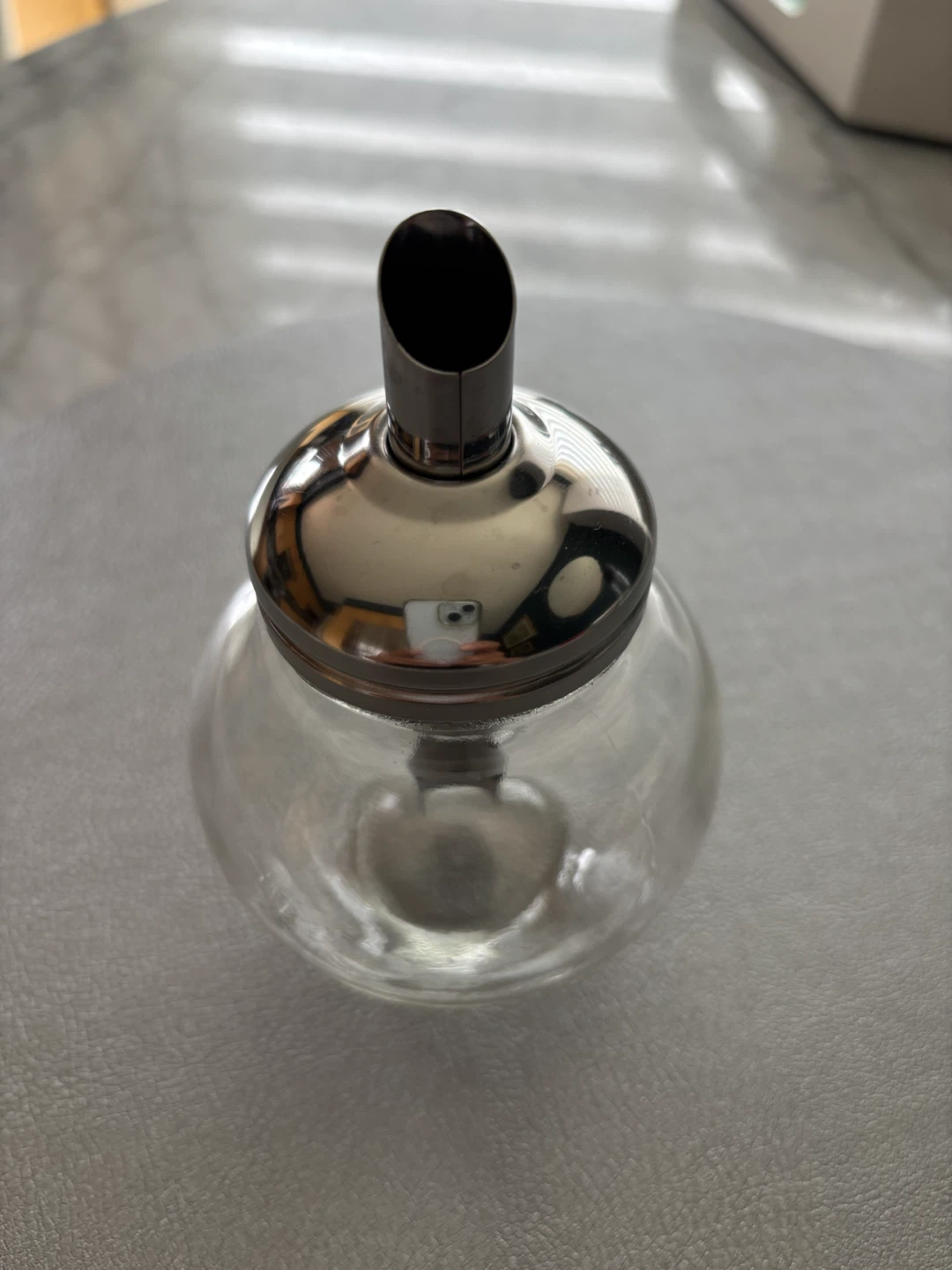 Glass sugar dispenser with metal lid - photo 3