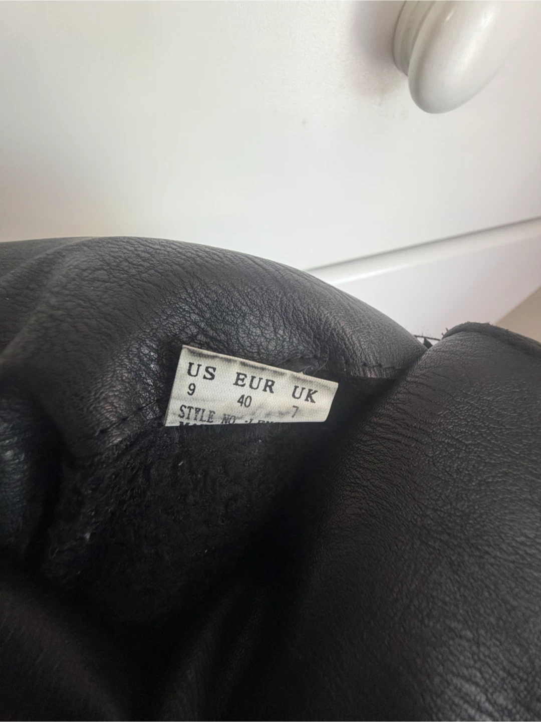 Black Knee-High Boots Size 9 - photo 3