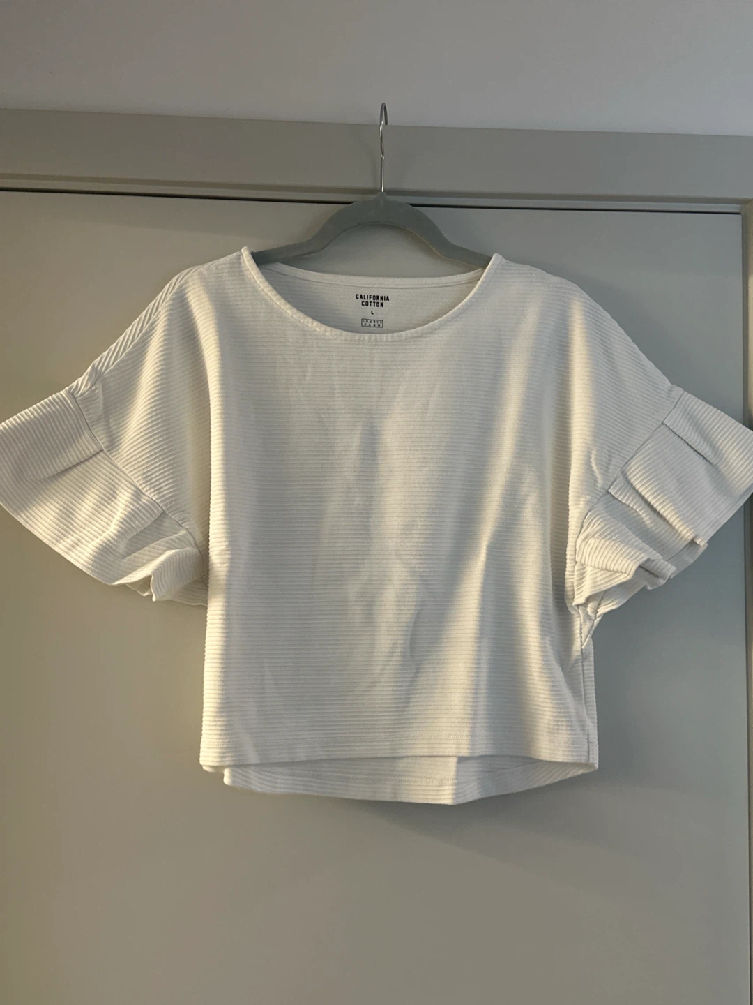 Japanese brand White Ribbed Blouse - Size Medium