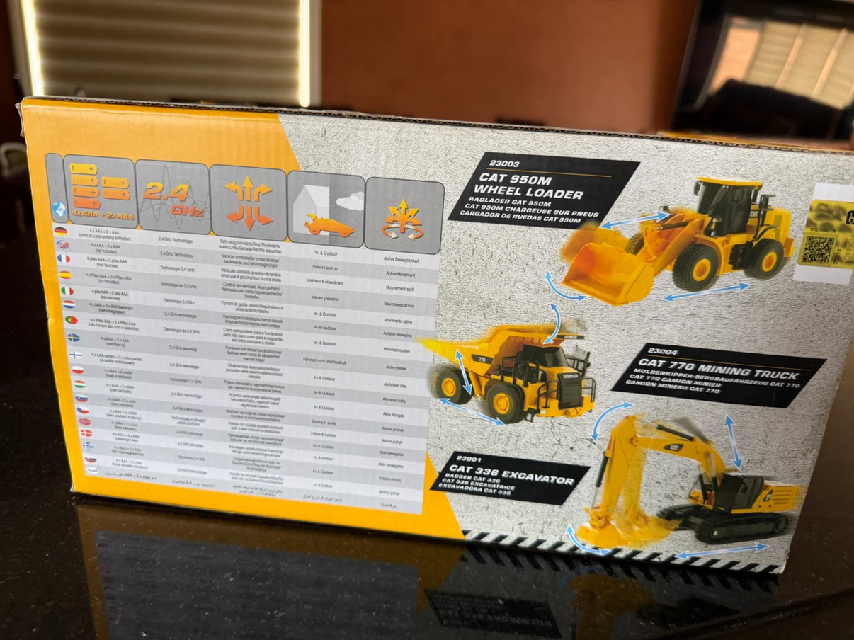 RC CAT 950M Wheel Loader Toy - photo 3