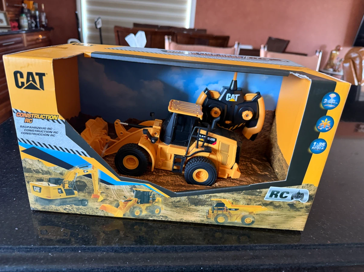 RC CAT 950M Wheel Loader Toy - photo 4