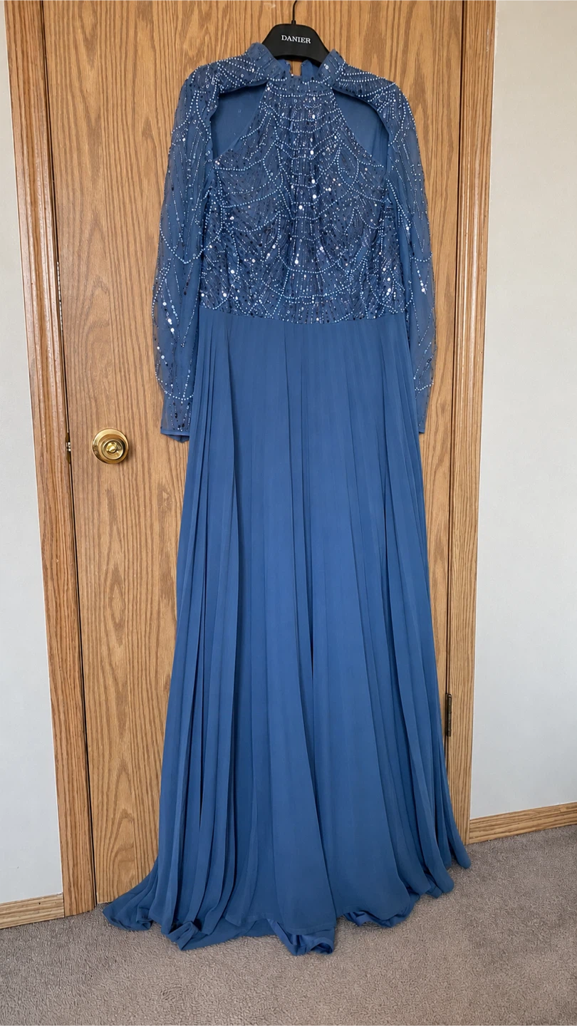Danier Blue Beaded dress - photo 4