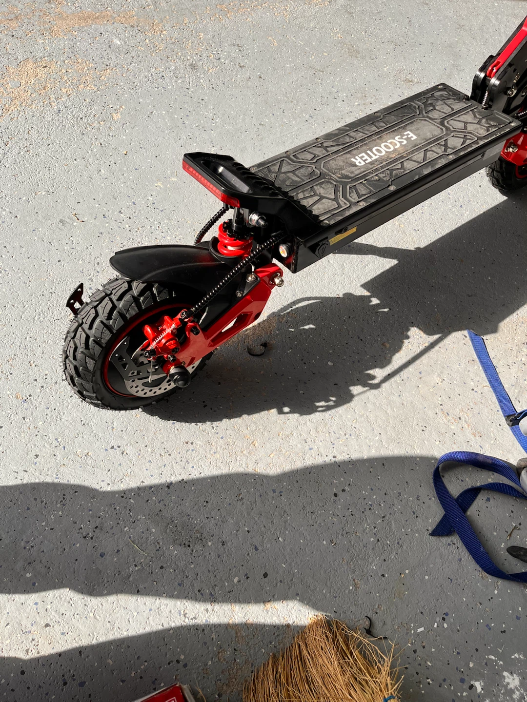 J15 MAX Electric Scooter 1600W 48V 18Ah - photo 5