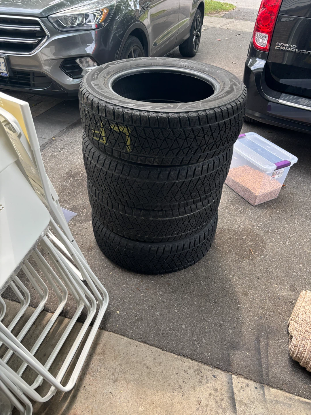 Bridgestone Blizzak DM-V2 Winter Tires - 225/65R17 - photo 2