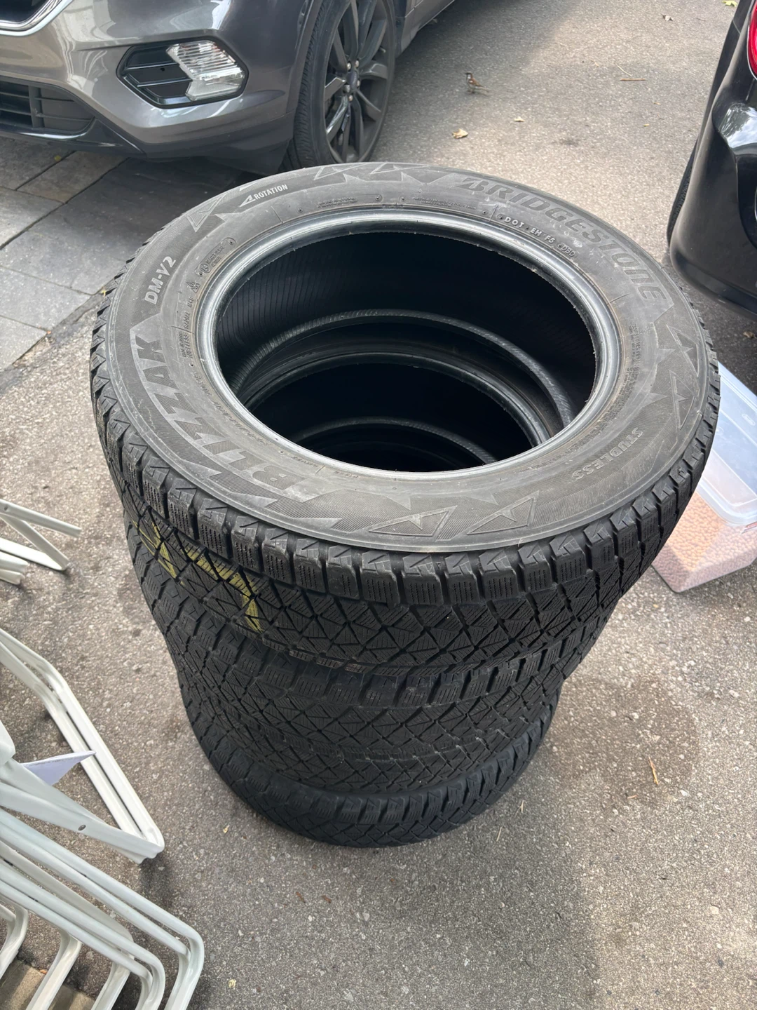 Bridgestone Blizzak DM-V2 Winter Tires - 225/65R17 - photo 5