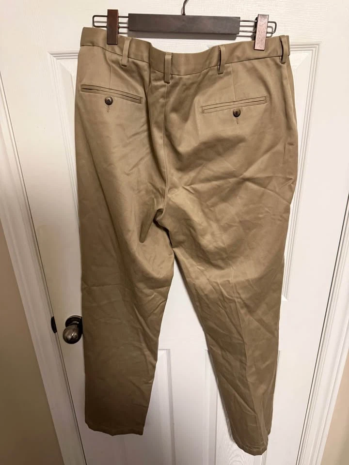 [USED] 2x Haggar Men’s Dress Pants (36x34) – Khaki / Black - photo 3