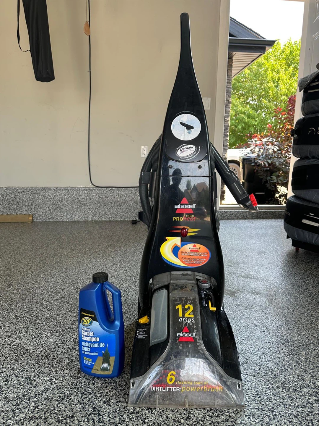 Bissell ProHeat Carpet Cleaner - photo 2