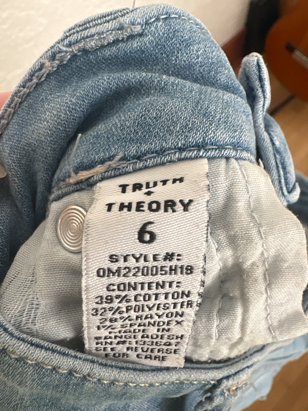 TRUTH + THEORY Women's Jeans Size 6 - photo 3