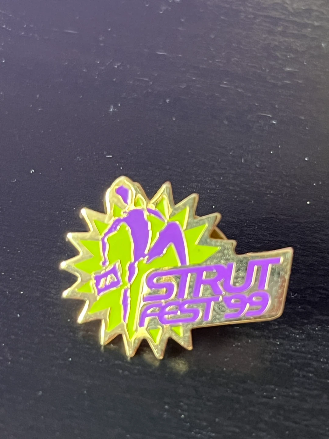 Strut Fest '99 Lapel Pin - photo 2