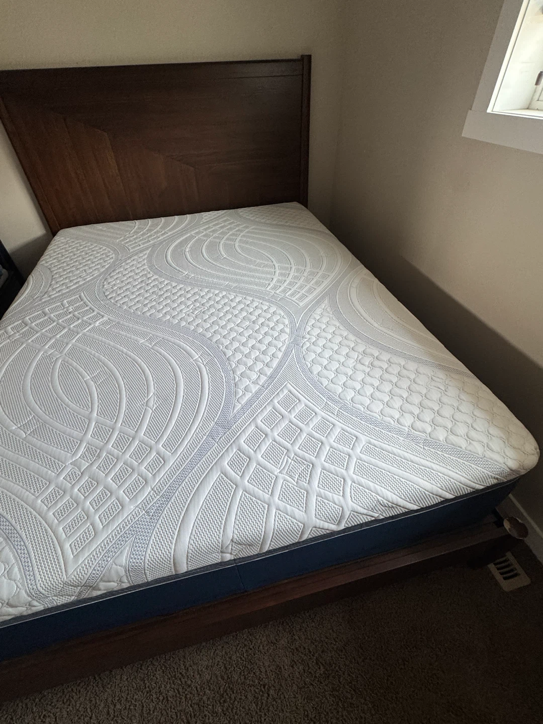 White Queen Mattress with Blue Trim - photo 2