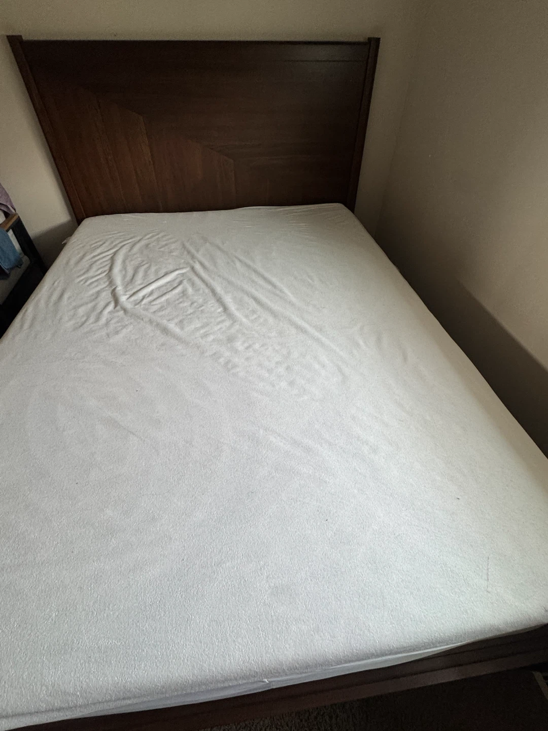 White Queen Mattress with Blue Trim - photo 5