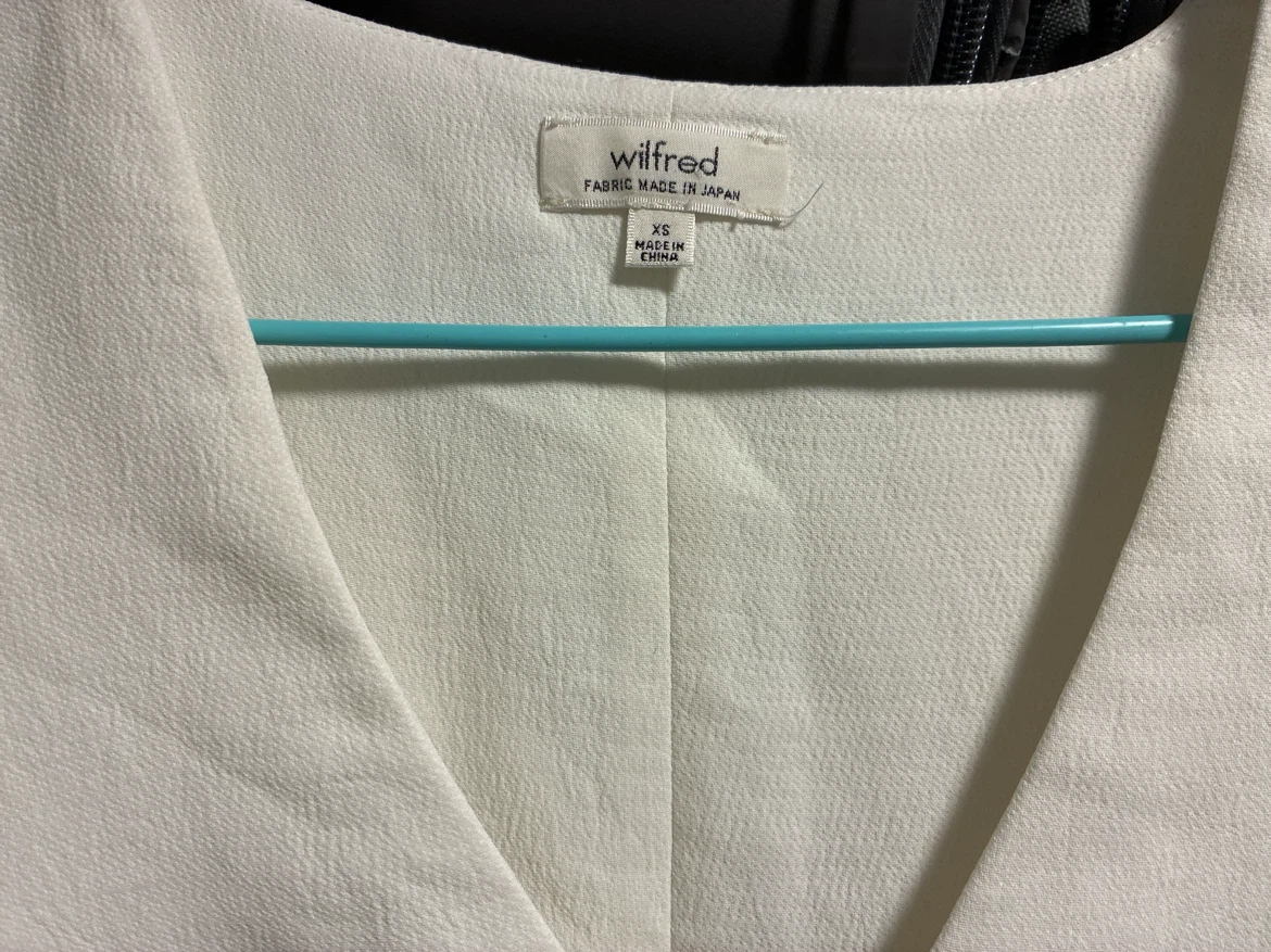 Wilfred Cream Cropped V-Neck Top XS - photo 2