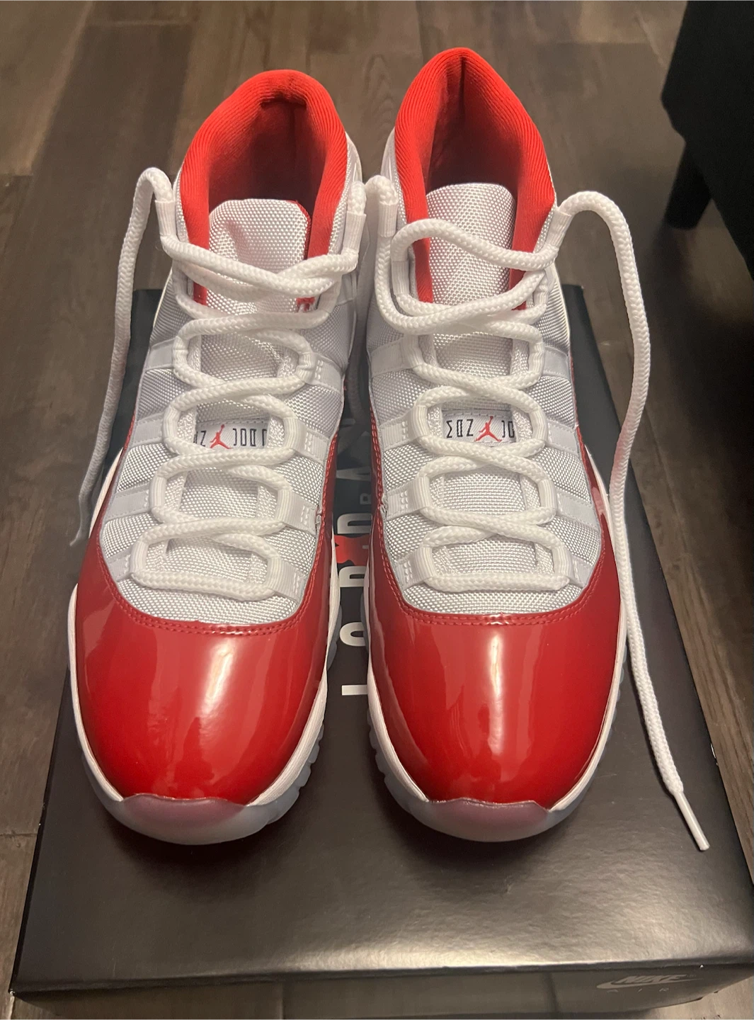 Air Jordan 11 Cherries (size 9.5)