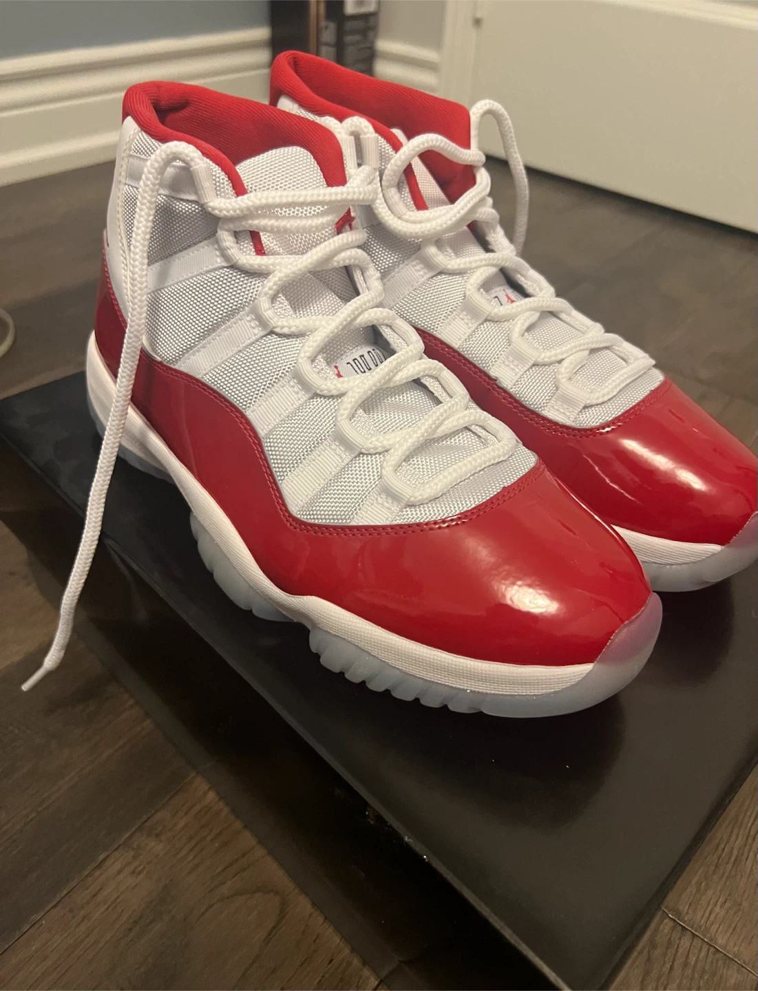 Air Jordan 11 Cherries (size 9.5) - photo 3
