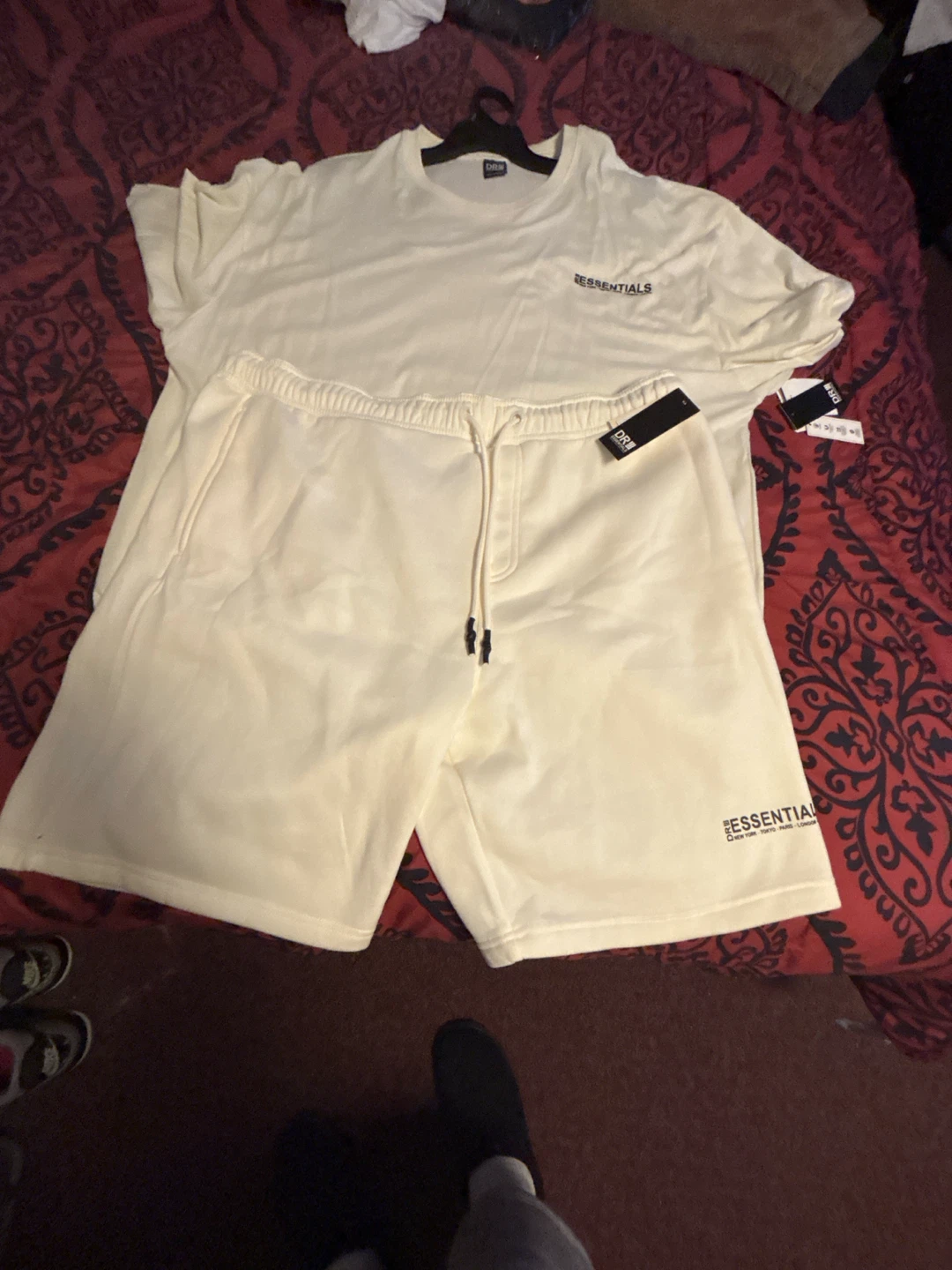 Fear of God Essentials T-Shirt & Shorts Set Cream