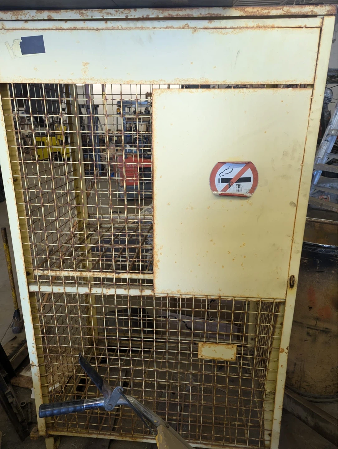 5 pcs Commercial Propane Tank Storage Cages - photo 3