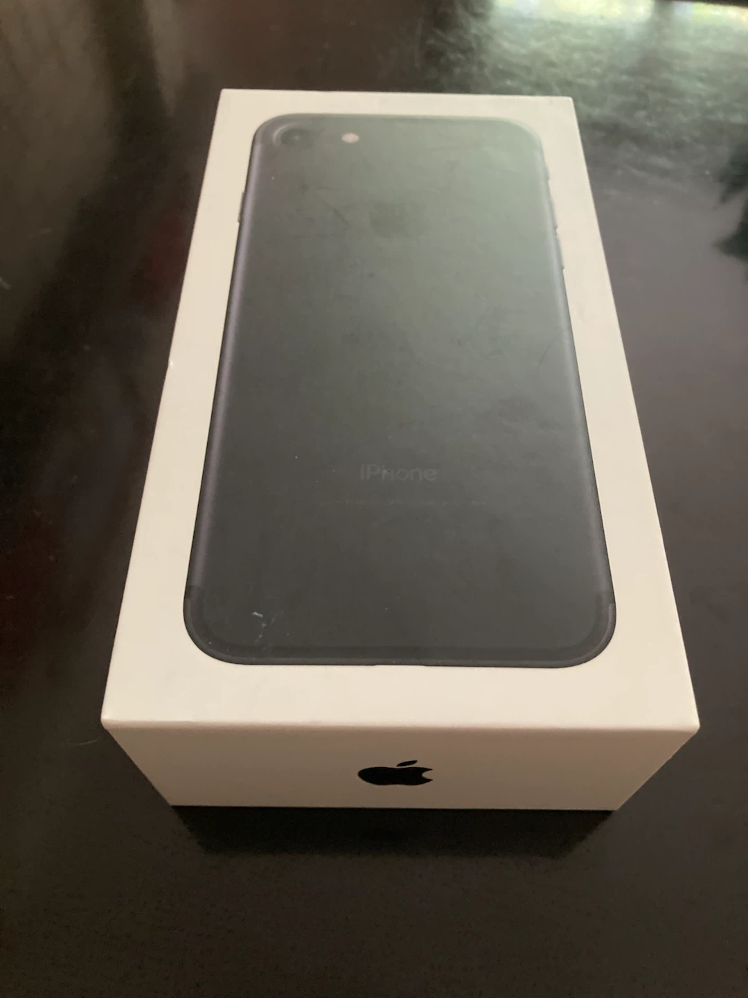 iPhone 7 Box - Black