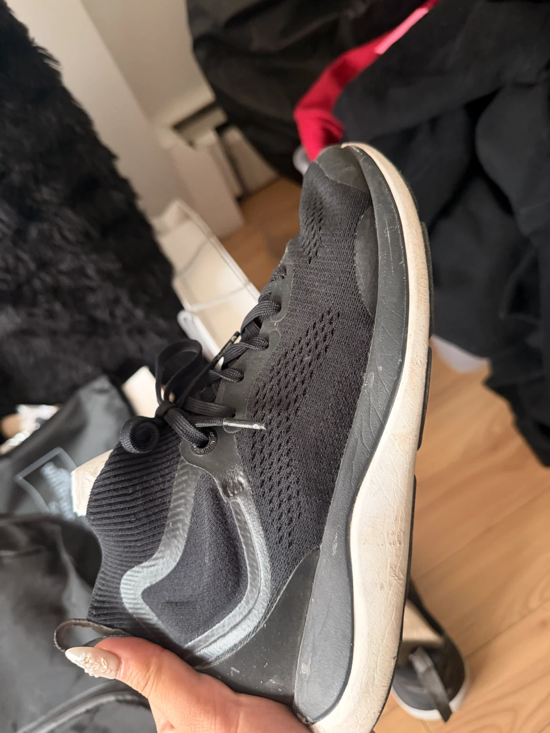 Lululemon Running Shoes - photo 2