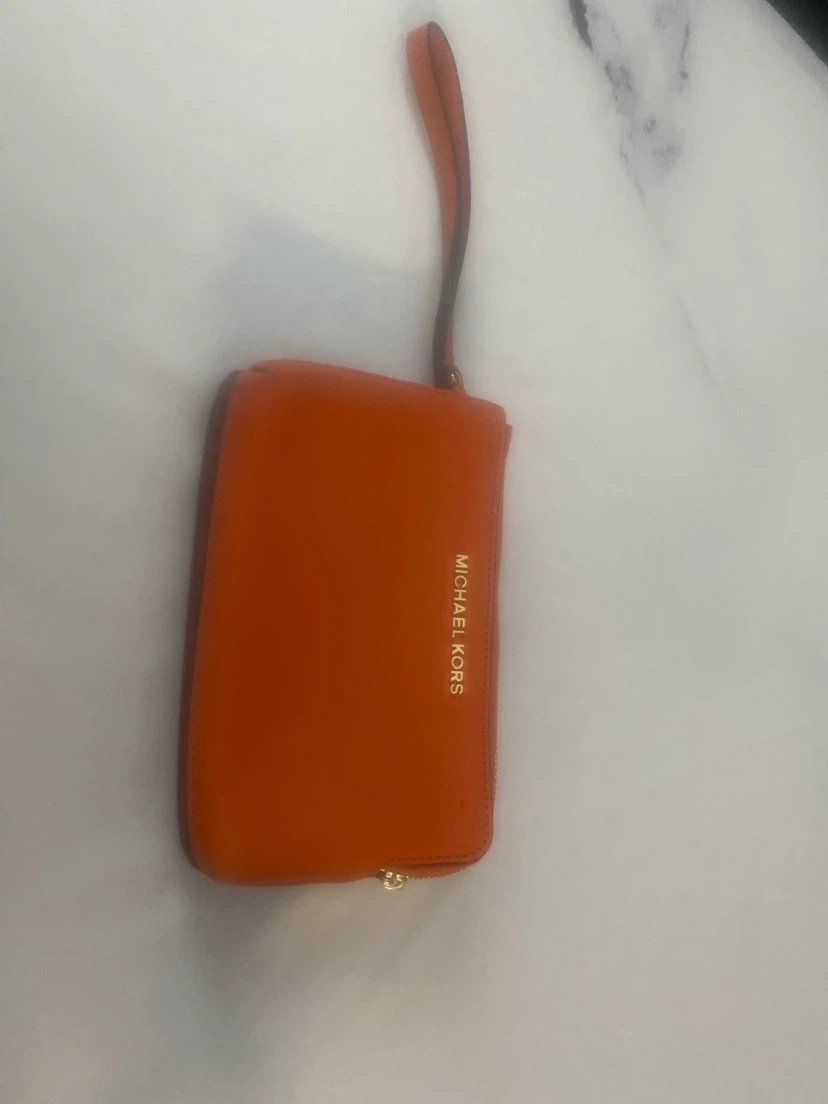 Michael Kors Orange Wristlet Pouch - photo 2